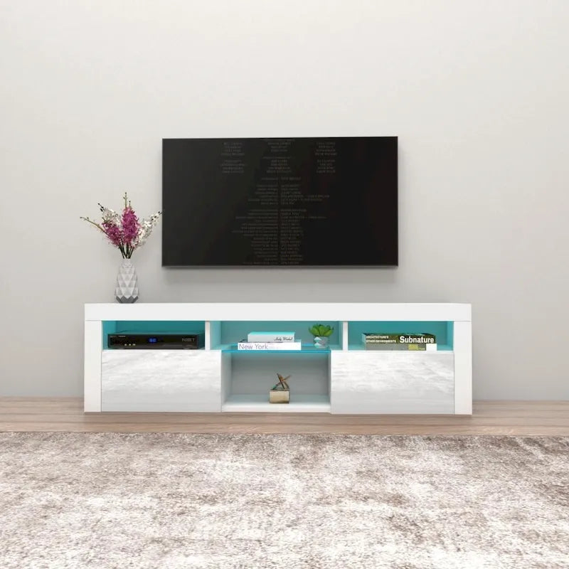Mobile TV sospeso a parete da 63" con luci a LED