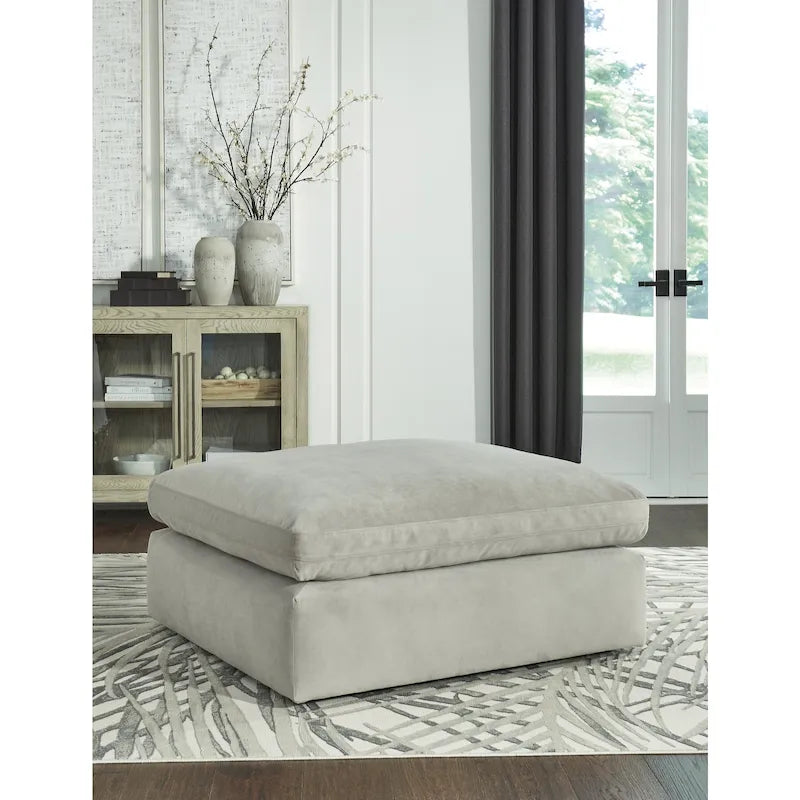Pouf accentato oversize Gaucho di nuova generazione
