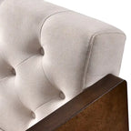 Divano in tessuto trapuntato Mid-Century Modern con gambe in legno