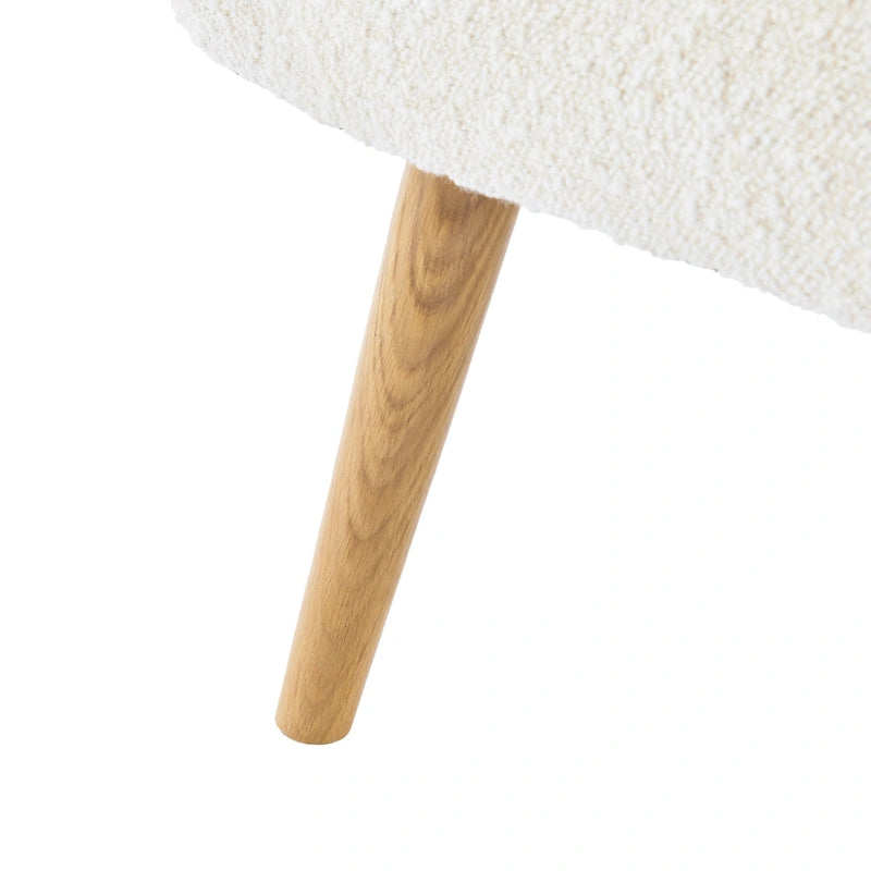 Poltrona club tufted con schienale ad alette Bouclé mandorla