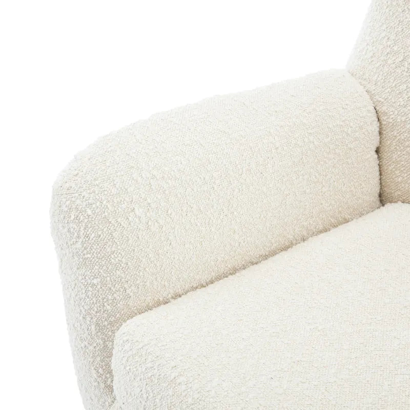 Poltrona club tufted con schienale ad alette Bouclé mandorla