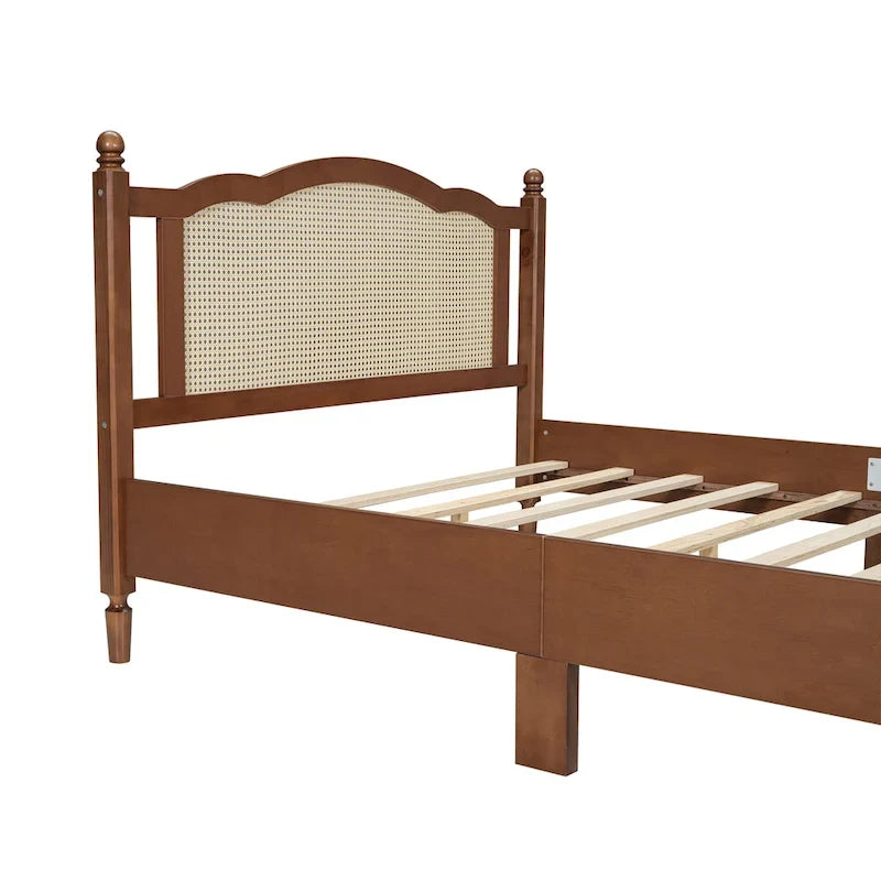 Giroletto con testiera in rattan