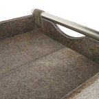 Tavolino d'appoggio laterale con vassoio in pelle e gambe e maniglie diagonali argentate - Grigio